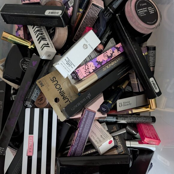 50 Piece Mixed Makeup Lashes Tools Younique It Cosmetics L'Oreal Bareminerals - Picture 4 of 9